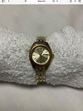 Vintage Seiko Two-Tone Day-Date Wristwatch - Gold & Silver